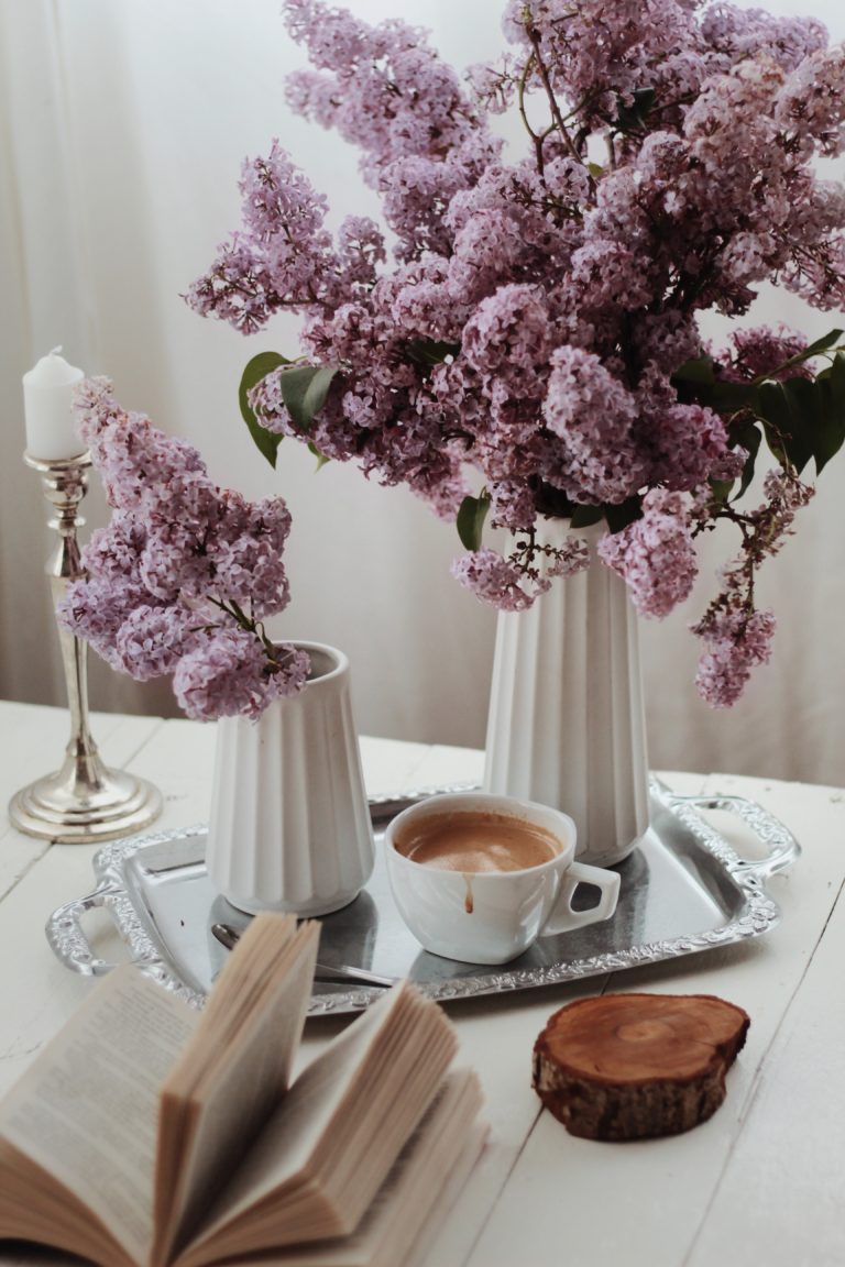 How to Style Your Coffee Table Like a Designer