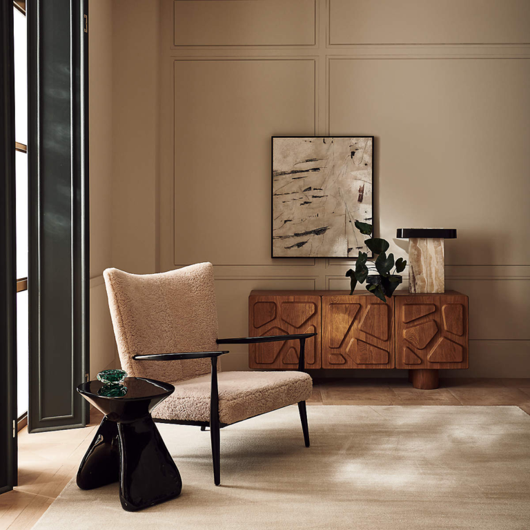 16 Staples That Make A Living Room Luxurious